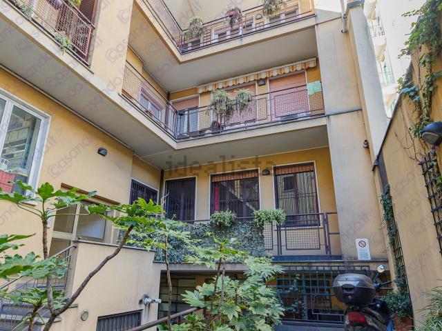 Appartamento in vendita di 108 m² in Via Teodosio, 85