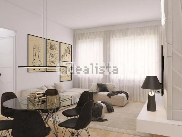 Appartamento in vendita di 108 m² in Via Teodosio, 85
