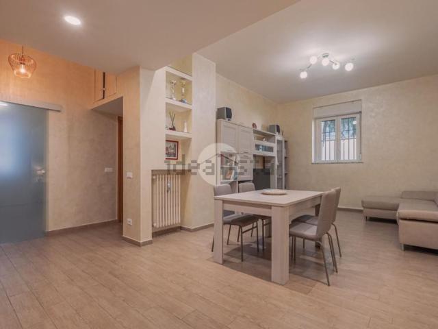 Appartamento in vendita di 108 m² in Via Terni, 38