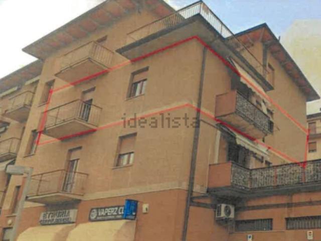 Appartamento in vendita di 108 m² in Via Umbro Casentinese Romagnola