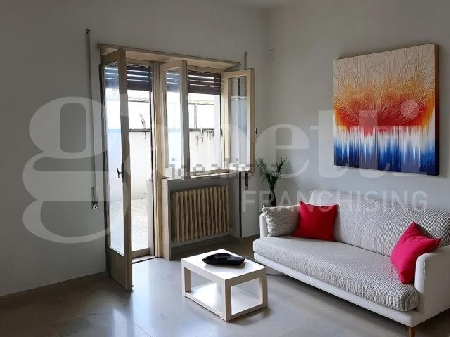 Appartamento in vendita di 108 m² in Via Vezzia, 58