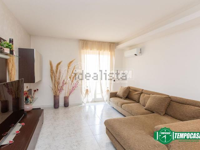 Appartamento in vendita di 108 m² in Via Vespri Siciliani, 79