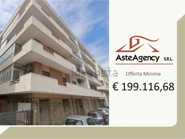 Appartamento in vendita di 108 m² in Via Zara, 25