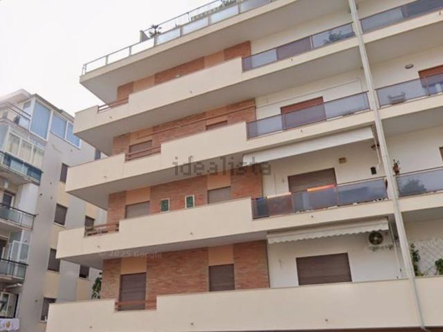 Appartamento in vendita di 108 m² in Via Zara, 25