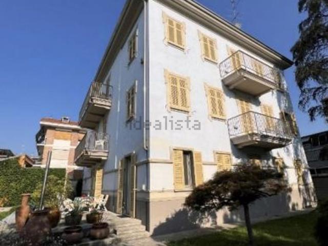 Appartamento in vendita di 108 m² in Viale Dante Alighieri