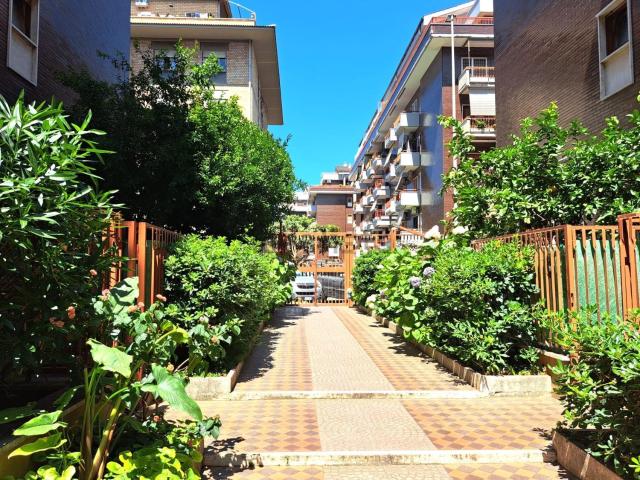 Appartamento in vendita di 108 m² in Viale dei Promontori