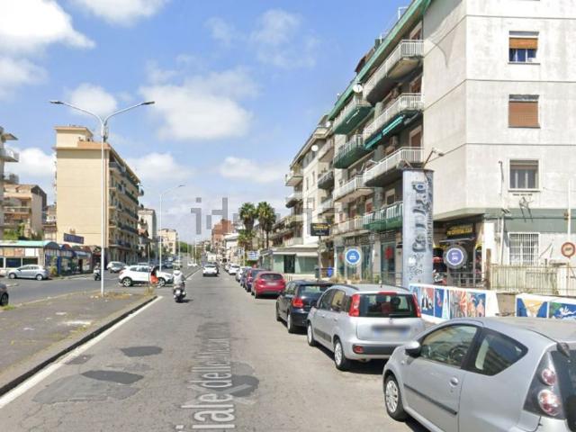 Appartamento in vendita di 108 m² in Viale delle Medaglie D&apos Oro