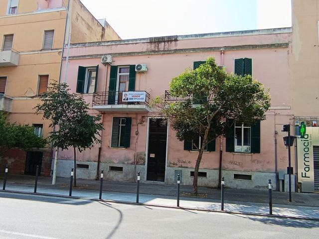 Appartamento in vendita di 108 m² in Viale Italia, 27