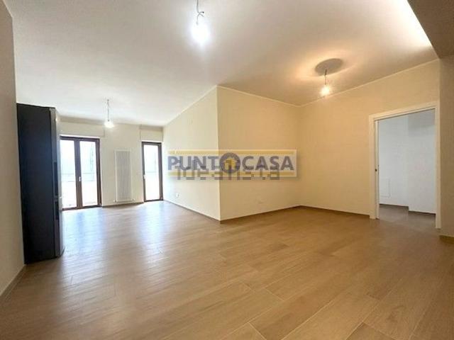 Appartamento in vendita di 108 m² in Piazza Giuseppe Verdi, 24