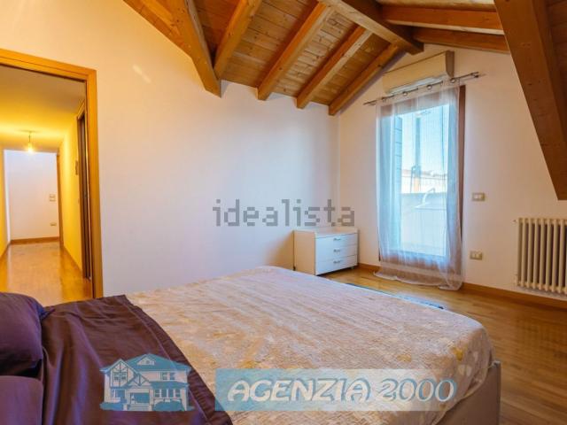 Appartamento in vendita di 108 m² in Piazza Dante Alighieri