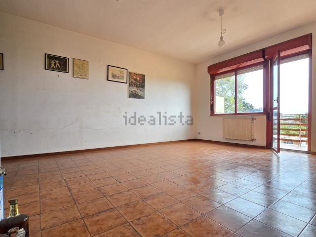 Appartamento in vendita di 108 m² in Piazza Dante Zèmini, 2