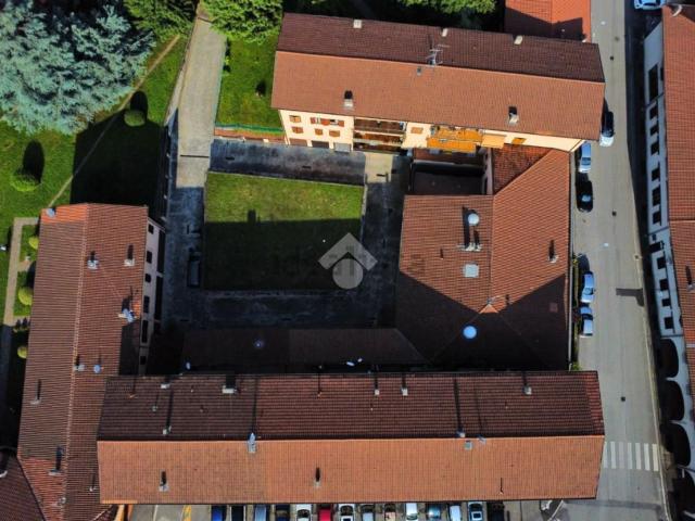 Appartamento in vendita di 108 m² in Piazza Vittorio Emanuele II, 12