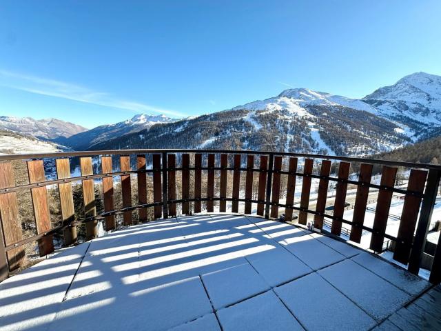 Appartamento in vendita di 109 m² in Via Col Basset, 1