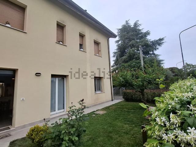 Appartamento in vendita di 109 m² in Via Cassirano, 27