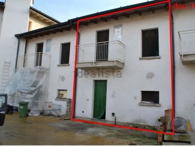 Appartamento in vendita di 109 m² in Via Castello