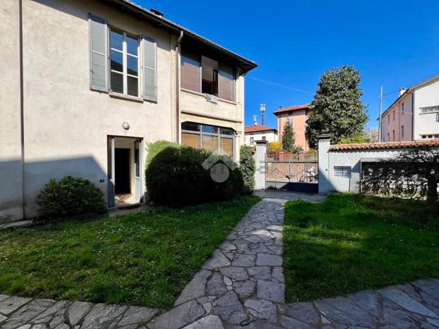 Appartamento in vendita di 109 m² in Via Asiago, 32