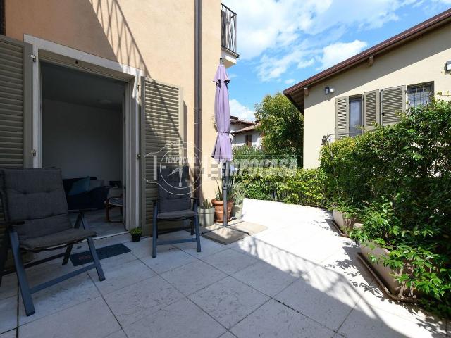 Appartamento in vendita di 109 m² in Via G. Garibaldi, 67
