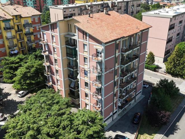 Appartamento in vendita di 109 m² in Via Giuseppe Belluzzo, 35