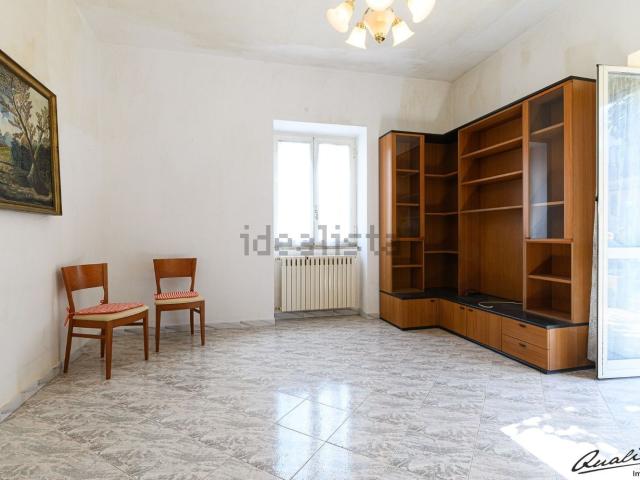 Appartamento in vendita di 109 m² in Via Giuseppe Medail, 149