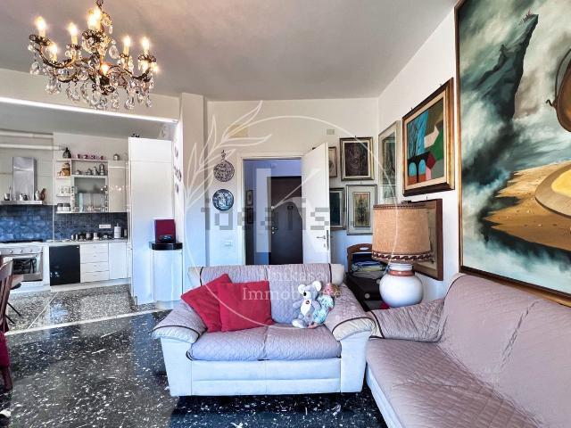 Appartamento in vendita di 109 m² in Via del Forte