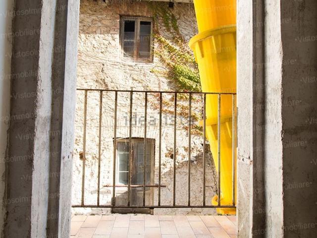 Appartamento in vendita di 109 m² in Via dell&apos Indipendenza Vico 20