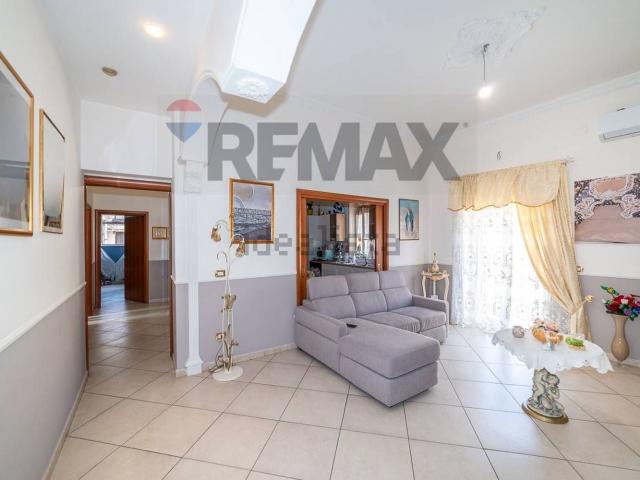 Appartamento in vendita di 109 m² in Via Enrico Besana, 11