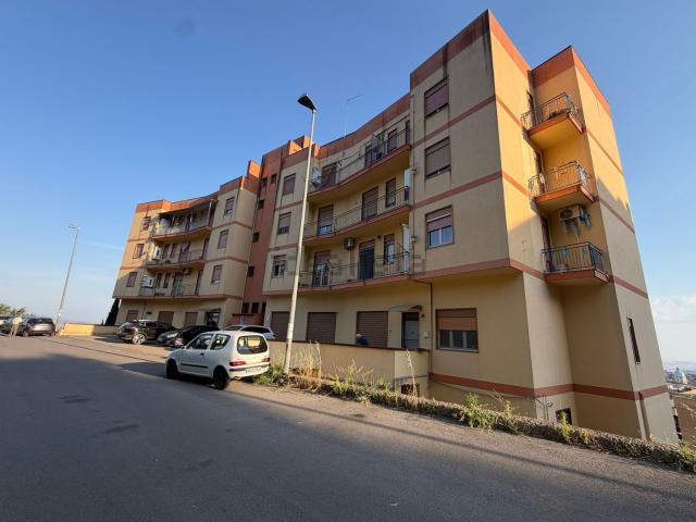 Appartamento in vendita di 109 m² in Via Eber Colonnello, 13