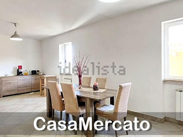 Appartamento in vendita di 109 m² in Via Fratelli Kennedy