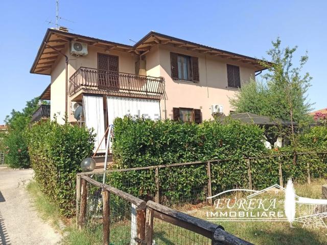 Appartamento in vendita di 109 m² in Via Fratelli Rosselli