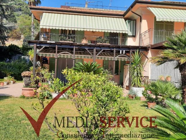 Appartamento in vendita di 109 m² in Via Louis Pasteur, 237