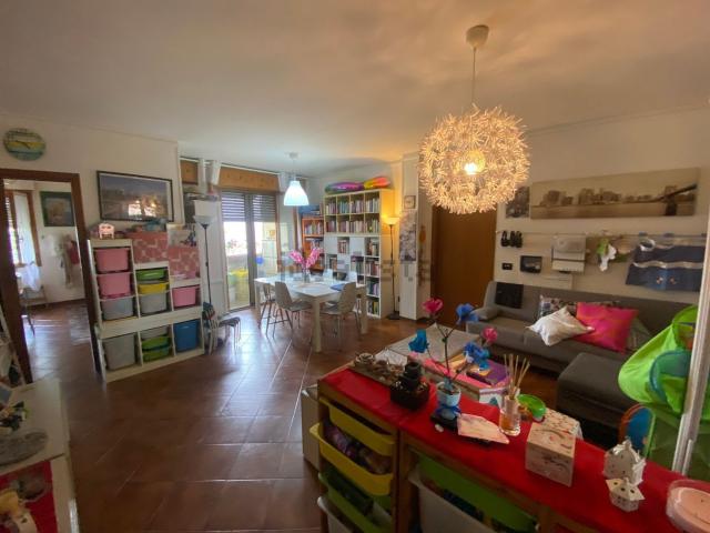 Appartamento in vendita di 109 m² in Via Lombardia