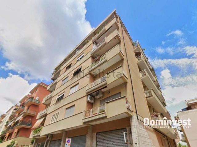 Appartamento in vendita di 109 m² in Via Laura Mantegazza