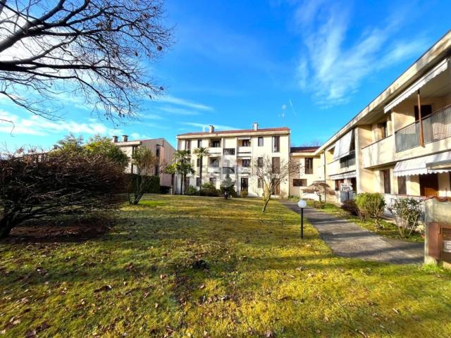 Appartamento in vendita di 109 m² in Via Luigi Taddei, 8