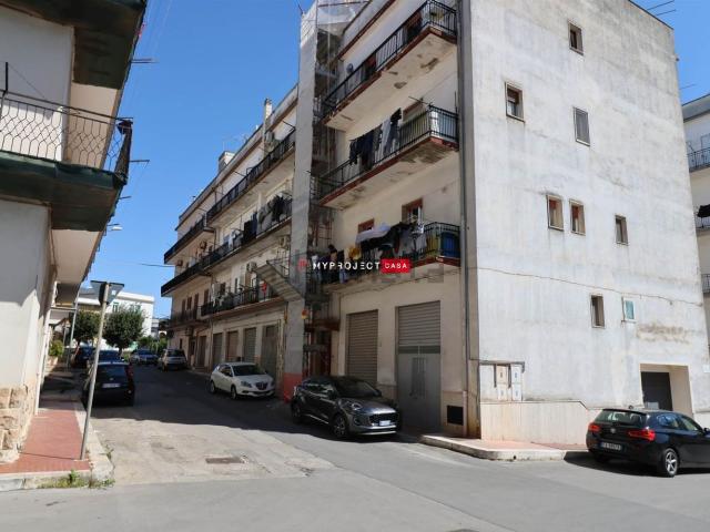 Appartamento in vendita di 109 m² in Via Napoli, 15