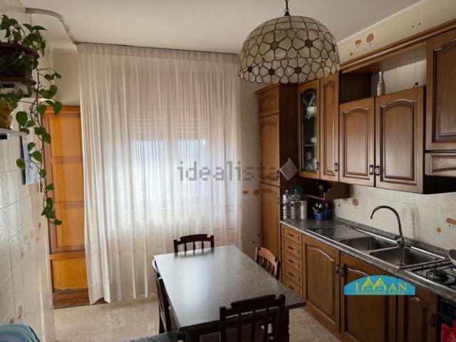 Appartamento in vendita di 109 m² in Via Napoli