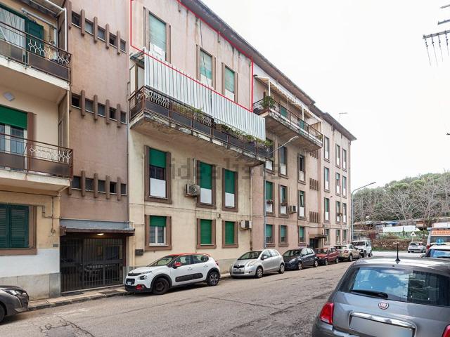 Appartamento in vendita di 109 m² in Via Sacra Famiglia, 7