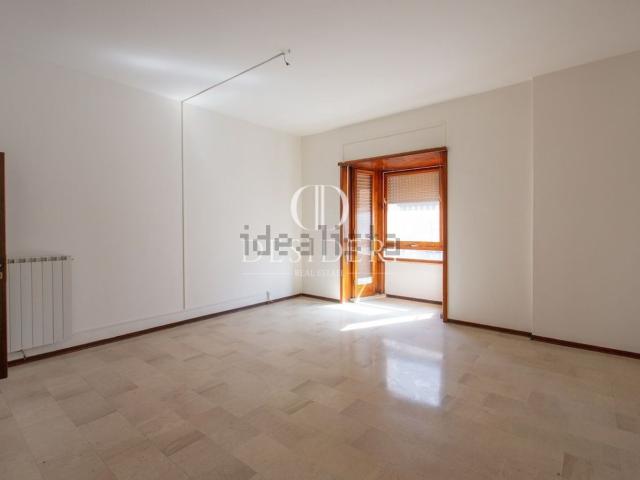 Appartamento in vendita di 109 m² in Via Santorre di Santarosa, 15