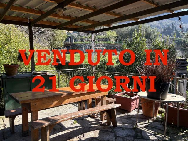 Appartamento in vendita di 109 m² in Via Poggio