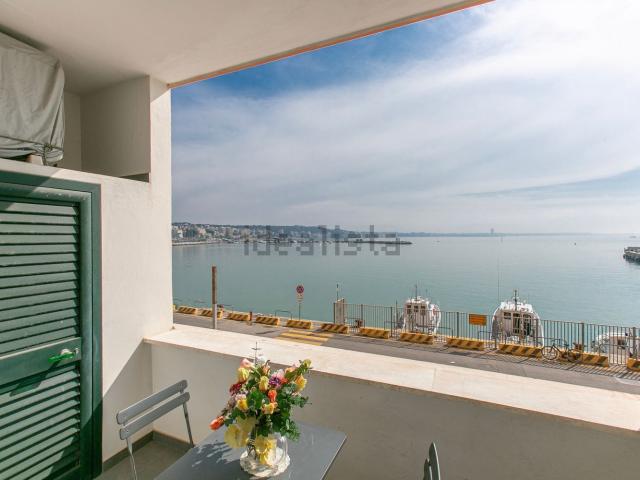Appartamento in vendita di 109 m² in Via Porto Innocenziano, 33