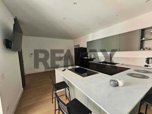 Appartamento in vendita di 109 m² in Via Paestum, 5