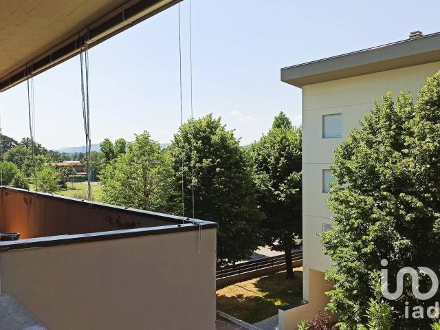 Appartamento in vendita di 109 m² in Via Palazzetti, 2