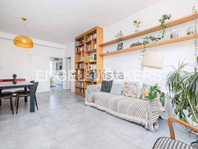 Appartamento in vendita di 109 m² in Via Pellegrino Rossi, 21