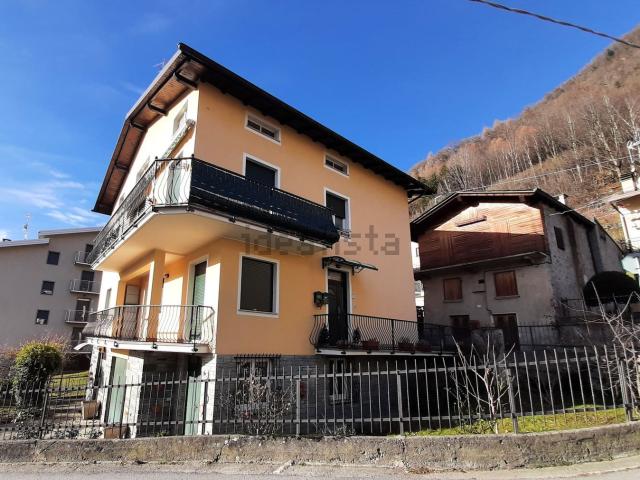 Appartamento in vendita di 109 m² in Via Piedo, 101