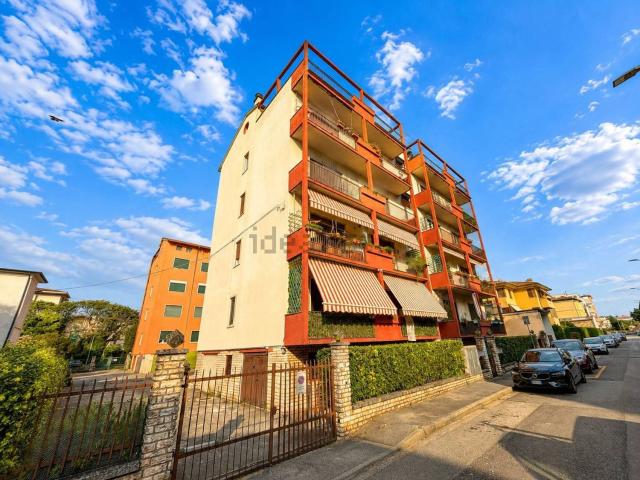 Appartamento in vendita di 109 m² in Via Pietro Mascagni, 24