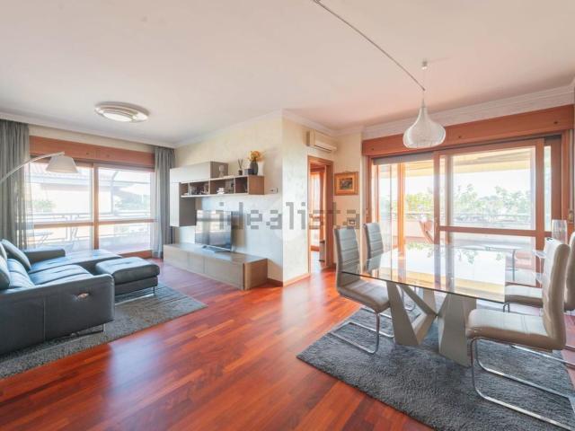 Appartamento in vendita di 109 m² in Via Pietro Ubaldo Angeletti