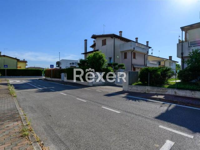 Appartamento in vendita di 109 m² in Via Tintoretto