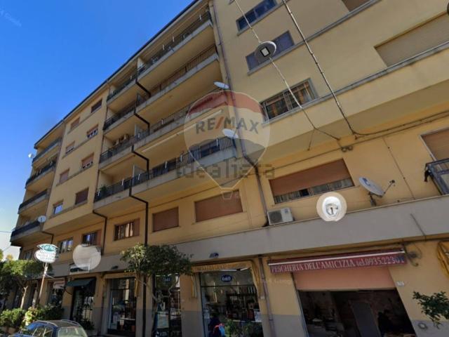 Appartamento in vendita di 109 m² in Via Trapani, 4