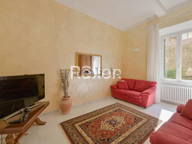Appartamento in vendita di 109 m² in Via VII Luglio, 10