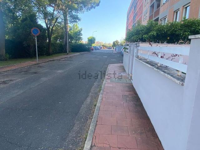 Appartamento in vendita di 109 m² in Viale America, 18