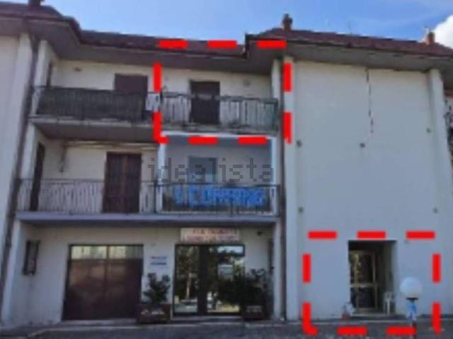 Appartamento in vendita di 109 m² in Viale Cante di Montevecchio